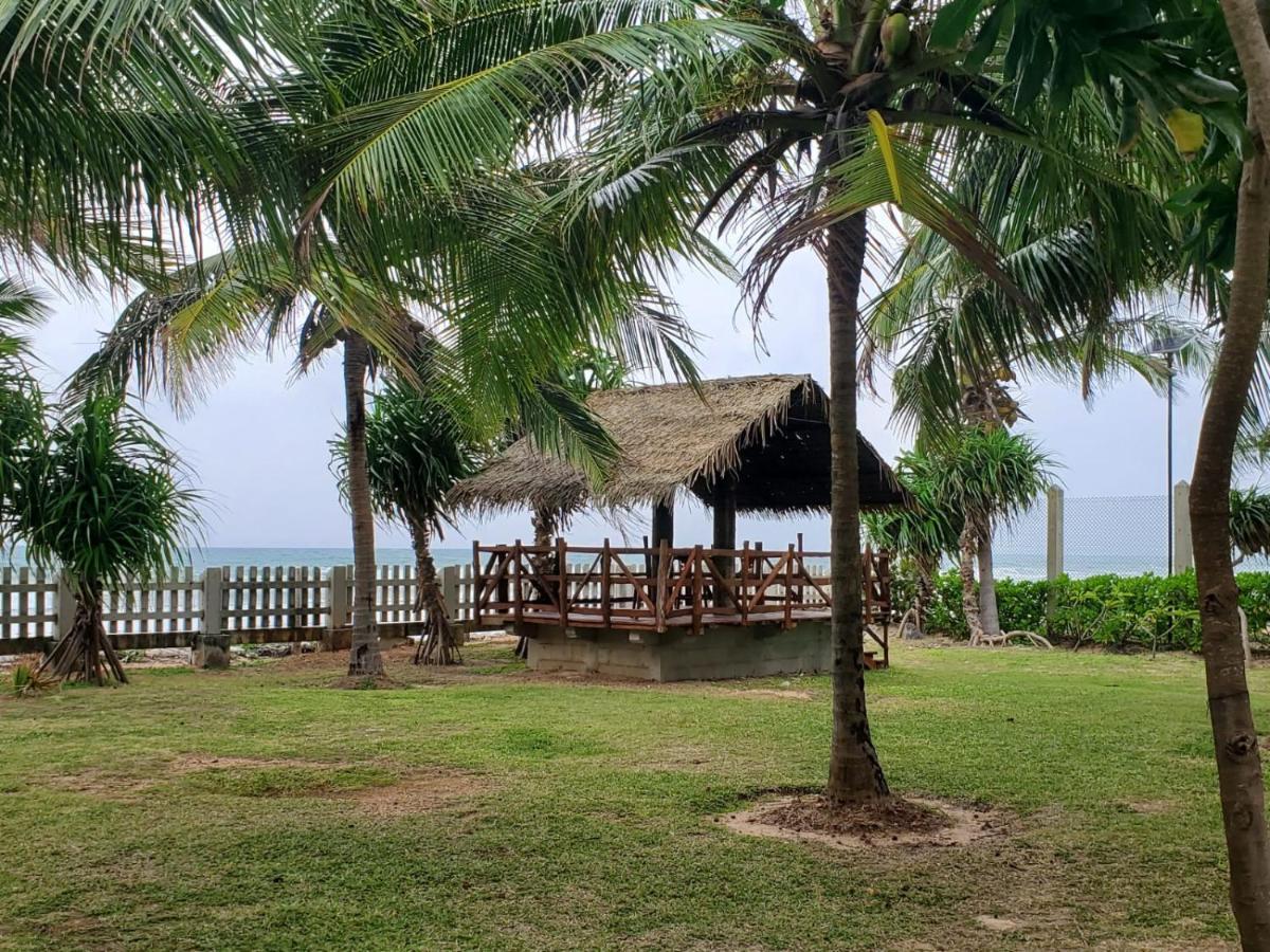 Beach Front Paradise Nilaveli Exterior photo